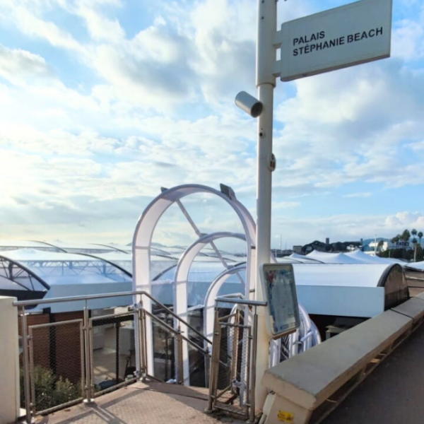 Un tunnel pour le palais Stéphanie Beach à Cannes